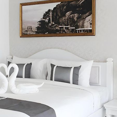 B2 Hua Hin Premier Hotel Esterno foto