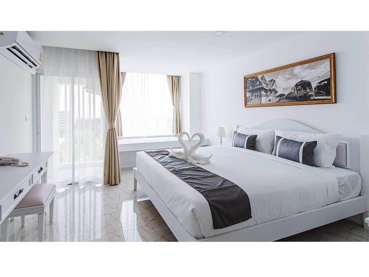 B2 Hua Hin Premier Hotel Esterno foto